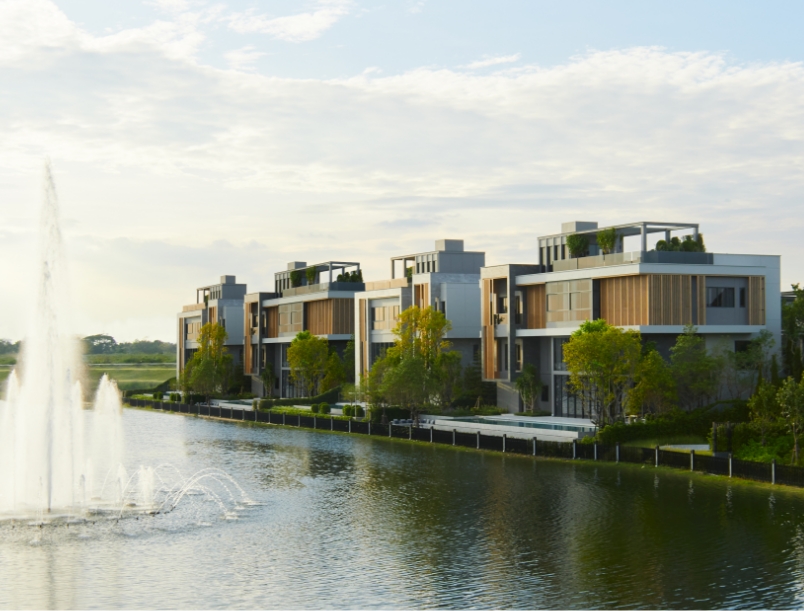 Lake legend HAVEN OF EXCLUSIVITY